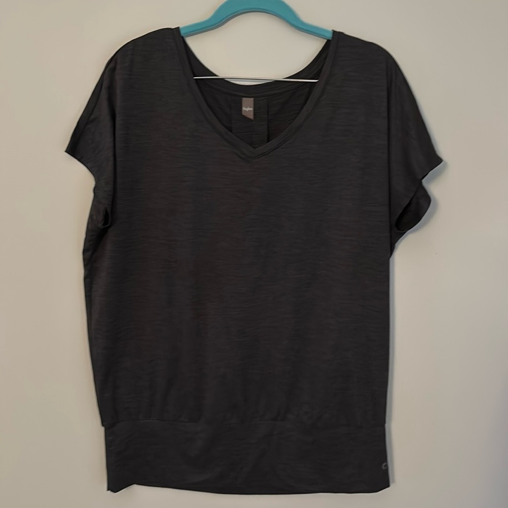 HYBA | short sleeve top